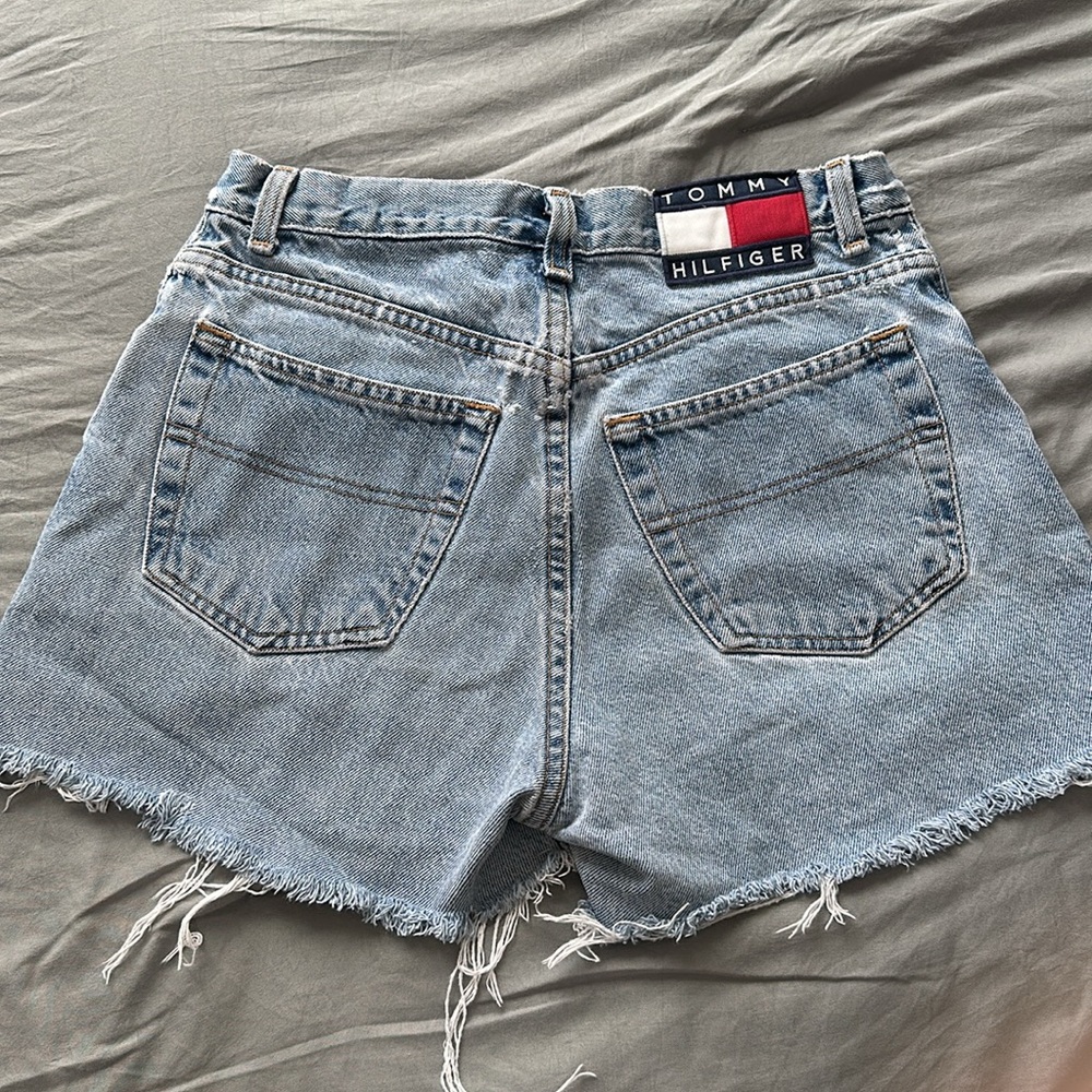 Vtg embroidered Tommy Hilfiger cut off shorts